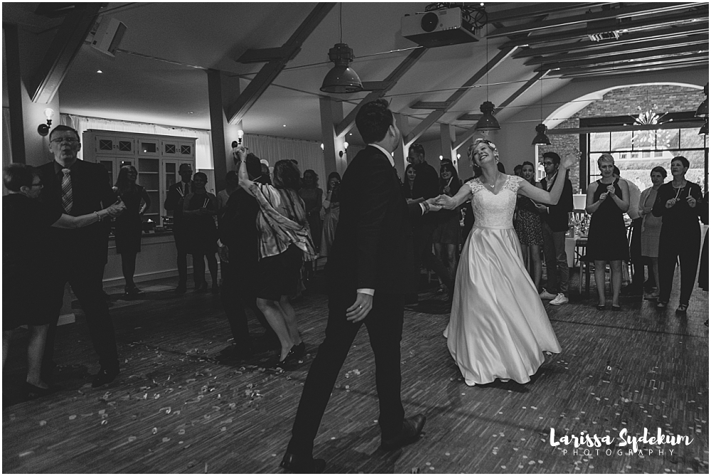 Scheunenhochzeit In Oldenburg Von Wedding By Madison Grunderin Doro