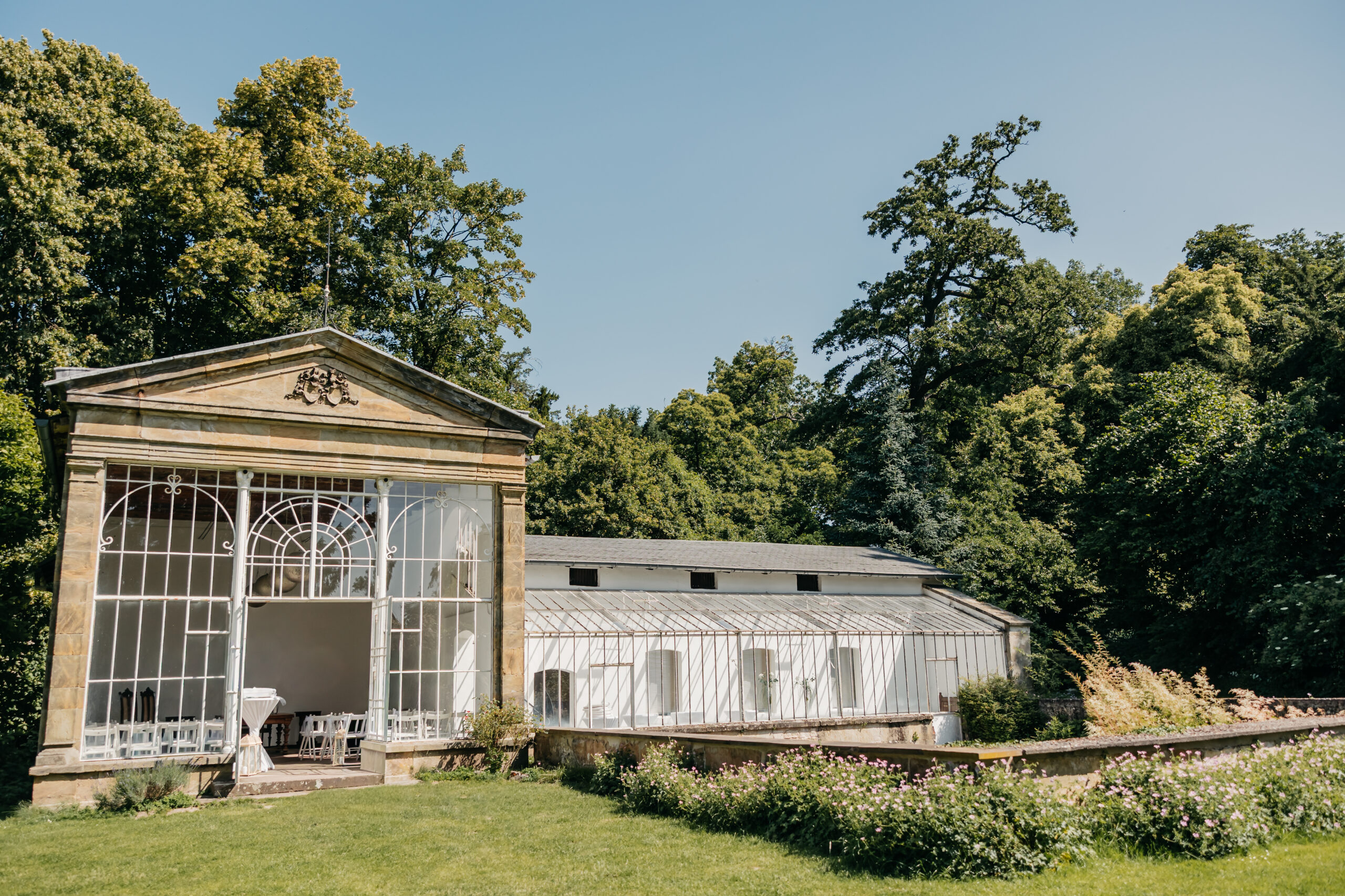 Palmenhaus Destedt - ein altes Gewächshaus auf einem Gutshof im Kreis Cremlingen